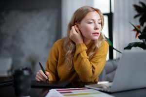 Nowa, ósma generacja ProBooka 440 G8. HP ProBook 440 G8 to popularny notebook dla użytkowników biznesowych o unowocześnionej konstrukcji i bazie podzespołów